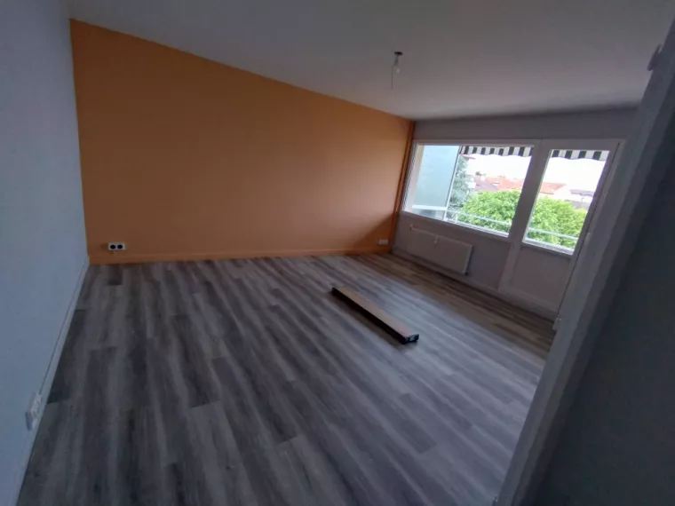 Est-il possible de poser du lino sur du carrelage existant ?, Feurs, BB Décors